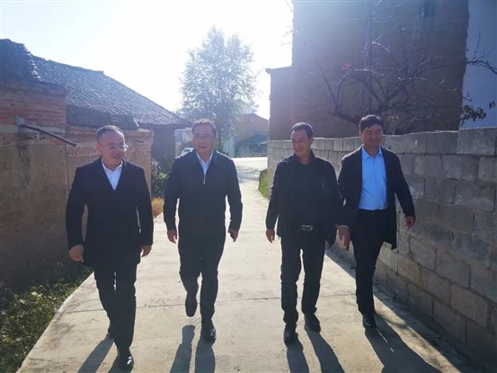 C:Users hinkpadDesktop40.webp (1).jpg